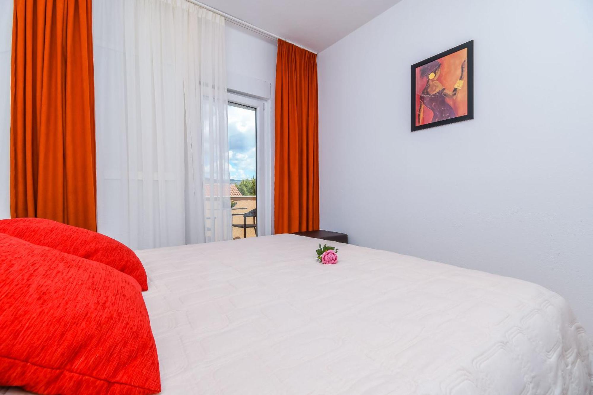 Apartments Tonka Donji Okrug  Dış mekan fotoğraf