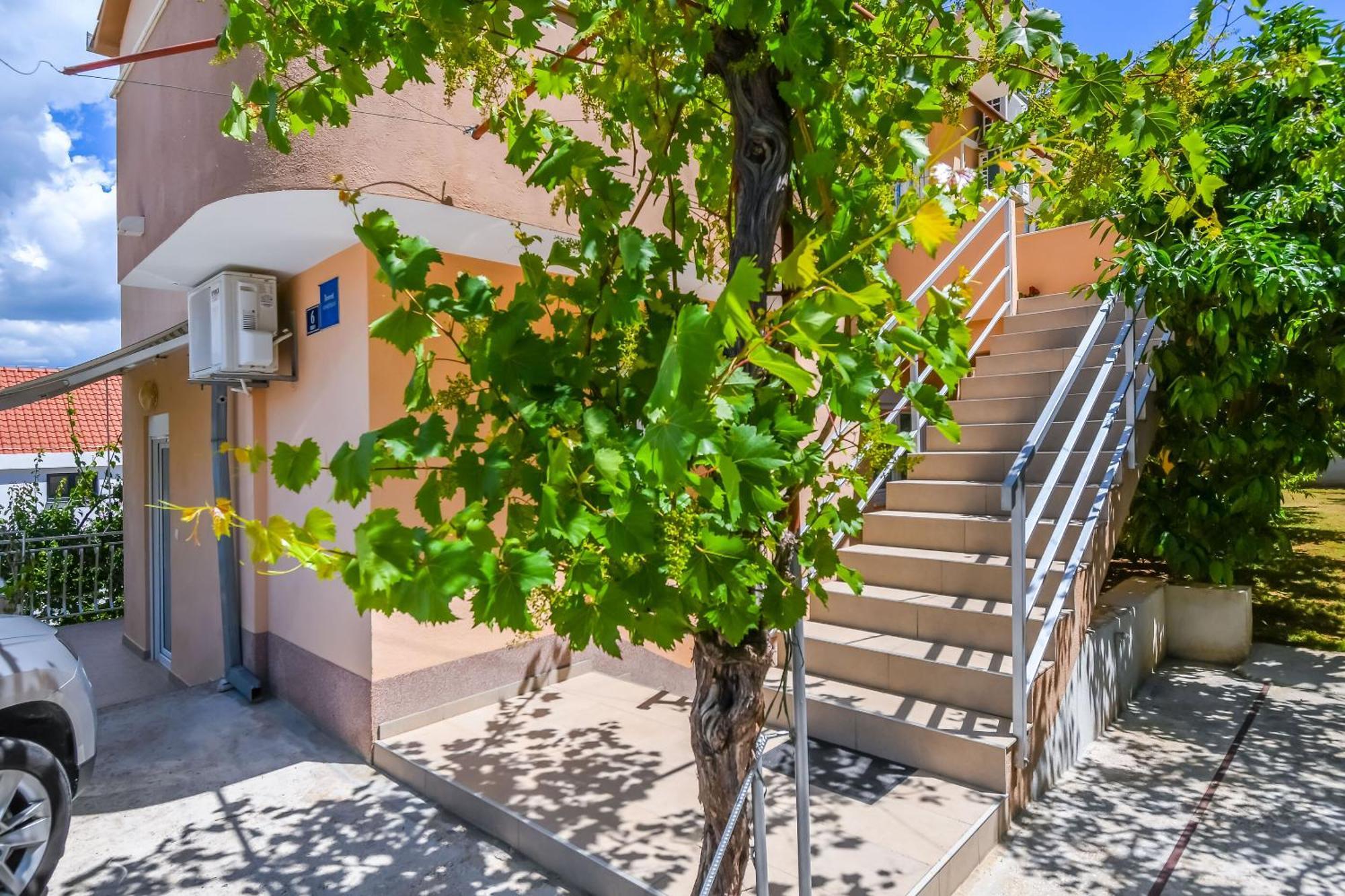 Apartments Tonka Donji Okrug  Dış mekan fotoğraf