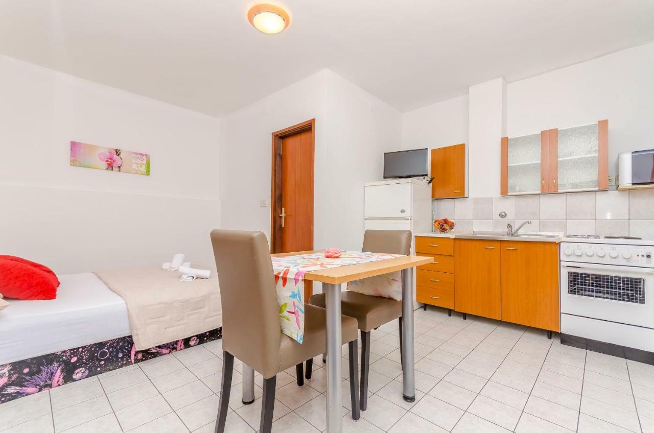 Apartments Tonka Donji Okrug  Dış mekan fotoğraf